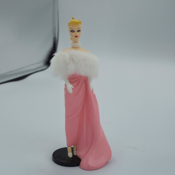 Vintage 1996 Hallmark Keepsake Enchanted Evening Barbie Doll Ornament - Picture 4 of 6